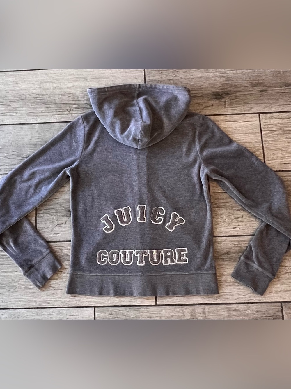 Vintage Y2K Juicy Couture Zip-Up Hoodie Gray Size Medium Embroidered Logo